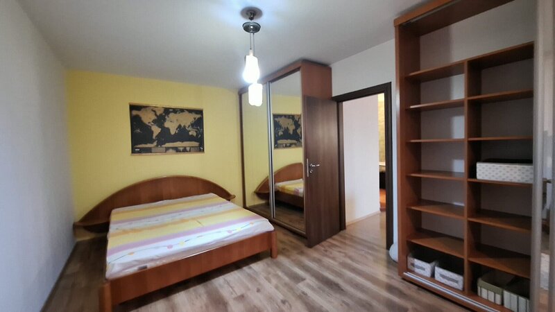 Titan, Dante Alighieri,