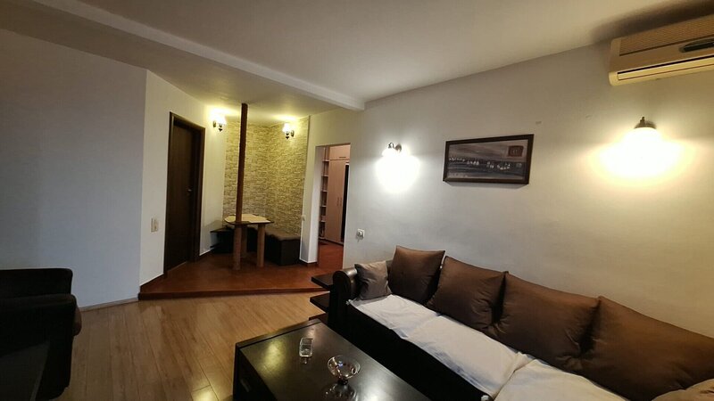 Titan, Dante Alighieri,