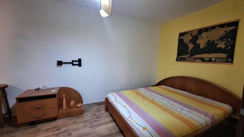 Titan, Dante Alighieri,